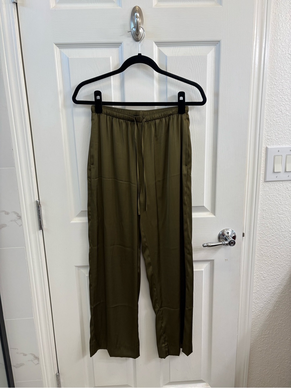WORN 2X ABERCROMBIE GEMMA SATIN WIDE LEG PANTS SIZE XS SHORT